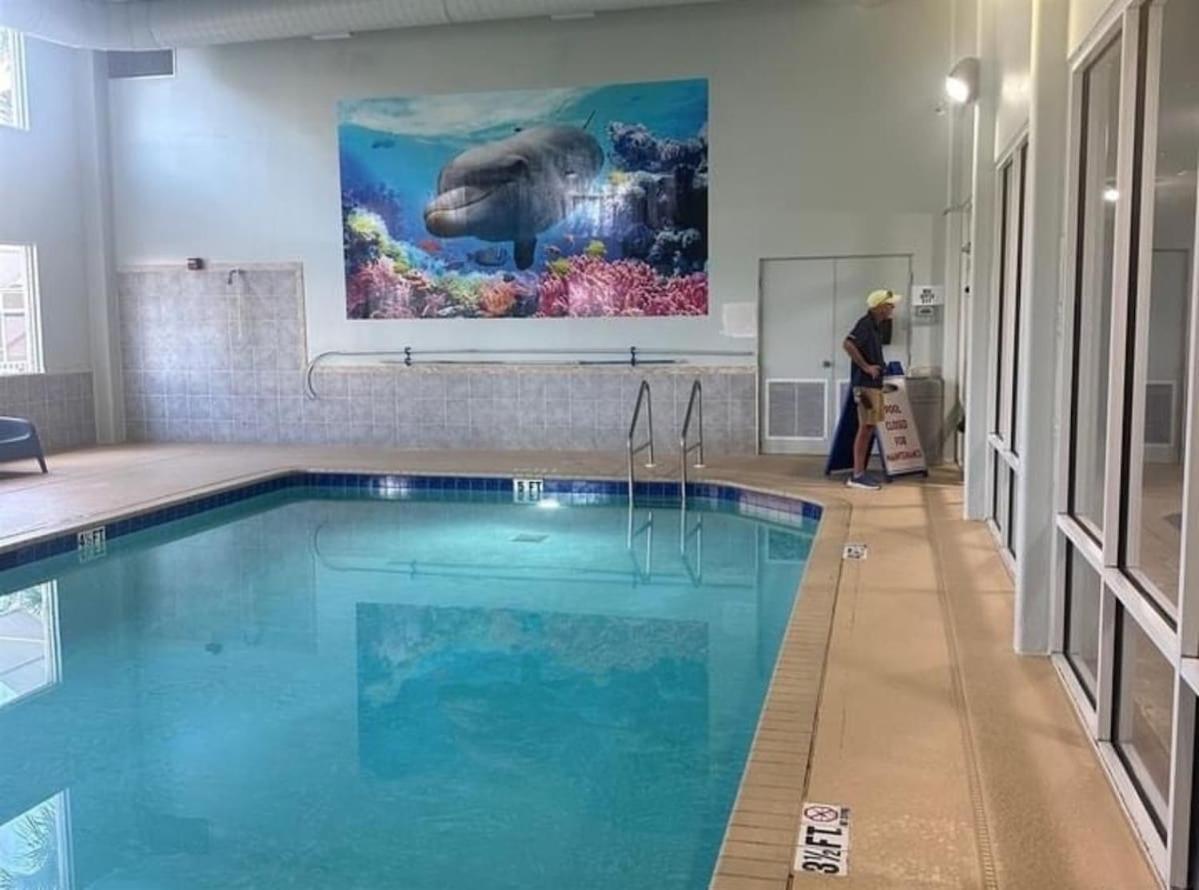 Tidewater Happy Daze 17th Floor Oceanfront Apartment *